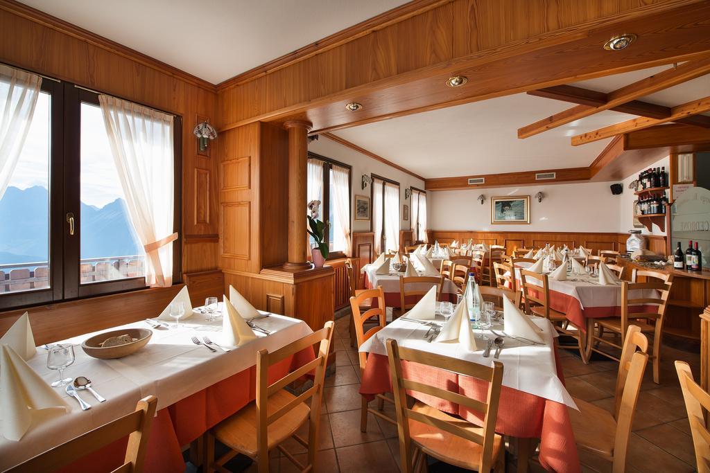 Hotel Gallo Cedrone Valdisotto Eksteriør billede