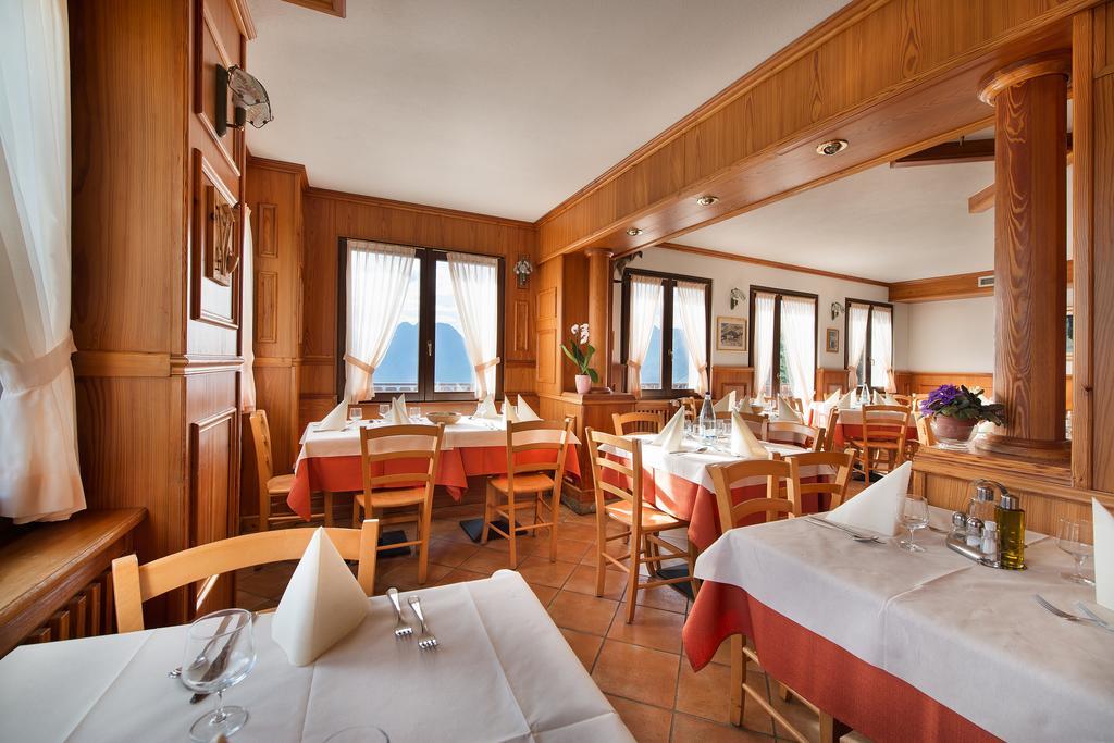 Hotel Gallo Cedrone Valdisotto Eksteriør billede