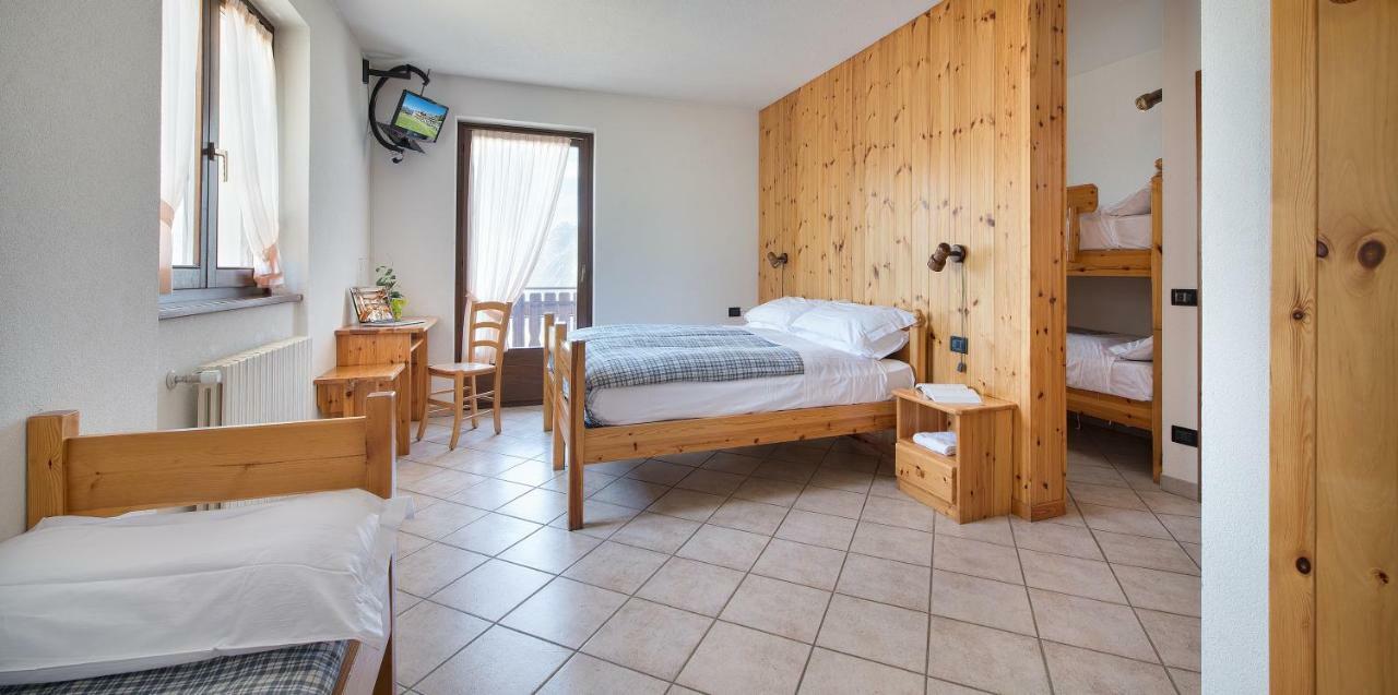 Hotel Gallo Cedrone Valdisotto Eksteriør billede